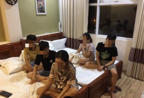 Tam Kỳ- 13 nam nữ mở 'tiệc ma túy' trong khách sạn