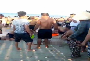 Điện Bàn- 3 thanh niên tử vong khi tắm biển