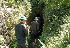 Sẽ dùng 6 tấn thuốc nổ đánh sập hàng chục hầm khai thác vàng trái phép tại Vườn quốc gia Sông Thanh