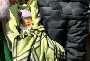 Núi Thành- Cháu trai 10 ngày tuổi bị mẹ trẻ bỏ rơi ngay tối 25 Tết