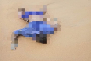 Núi Thành- Phát hiện thi thể người đàn ông dạt vào bờ biển