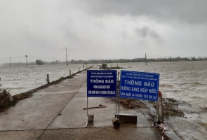 Mưa lớn, nước sông dâng quá nhanh, Quảng Nam lại ngập sâu